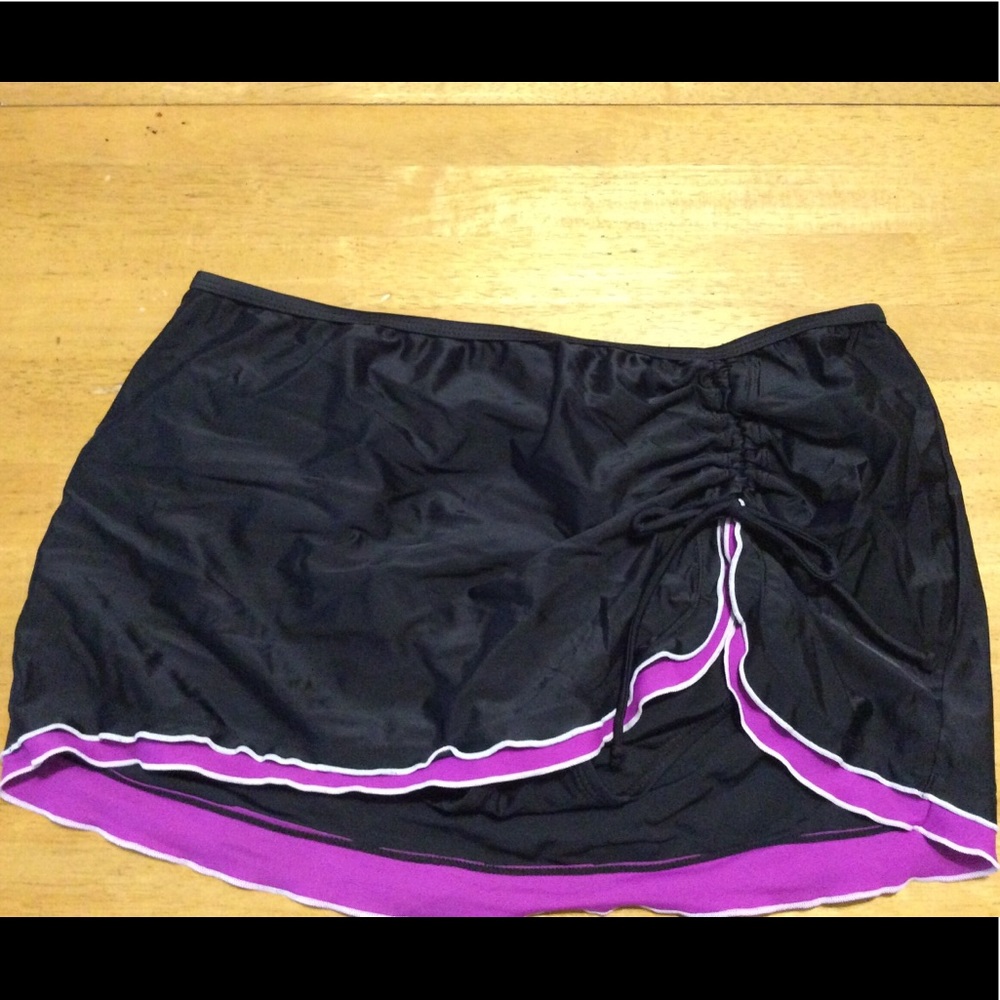 STUDIO by Christina Black Skirt SWIM Bottom 14